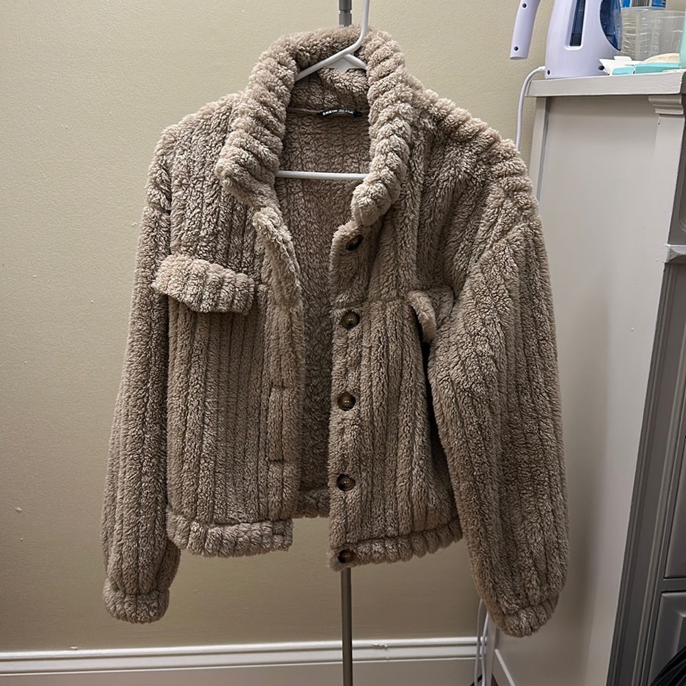 puffy shacket